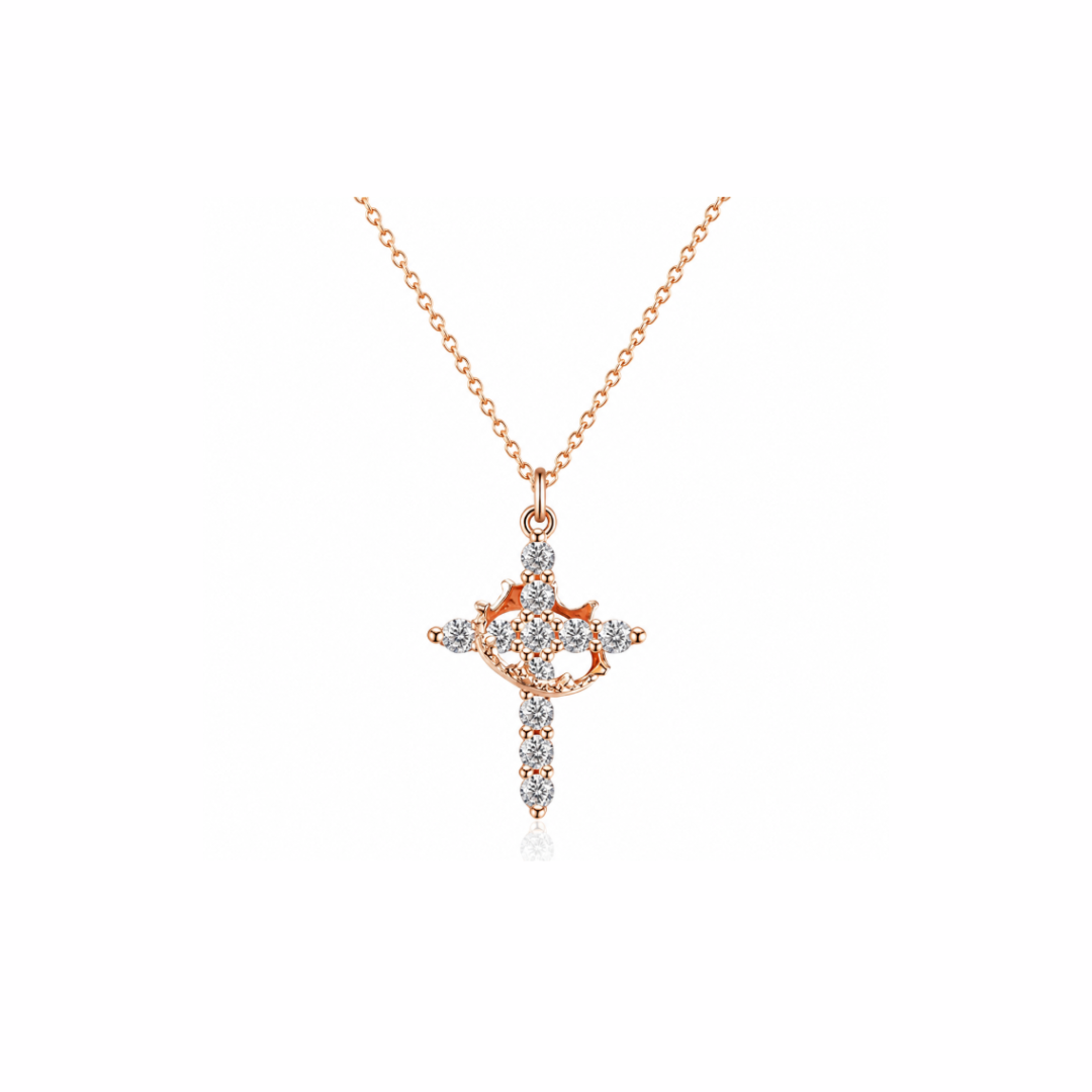 Collar con cruz cristiana